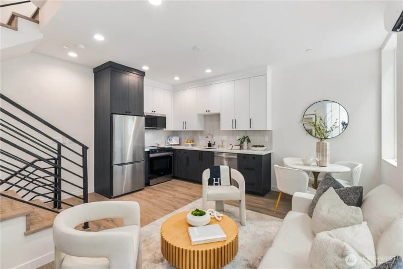Property photo for 2328 Franklin Avenue E #g, Seattle photo 19