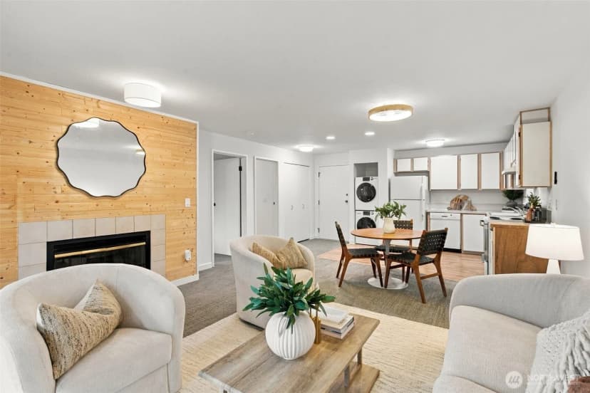 Property photo for 5225 50th Avenue Ne #204, Seattle photo 15
