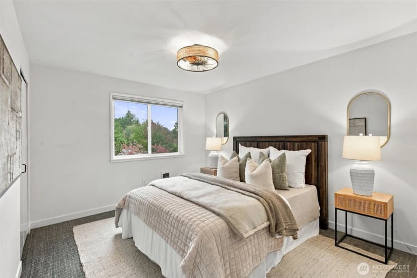 Property photo for 5225 50th Avenue Ne #204, Seattle photo 17