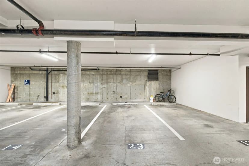 Property photo for 5225 50th Avenue Ne #204, Seattle photo 25