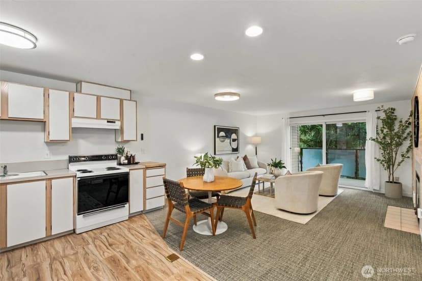 Property photo for 5225 50th Avenue Ne #204, Seattle photo 5