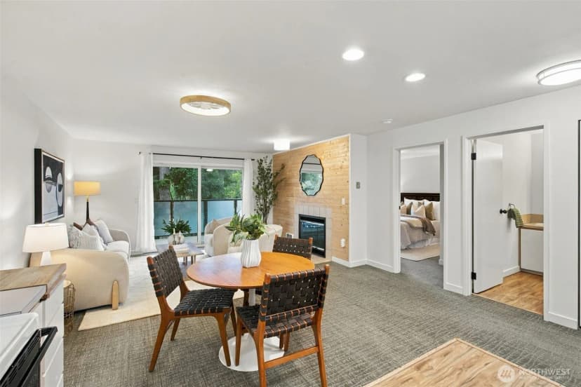 Property photo for 5225 50th Avenue Ne #204, Seattle photo 11