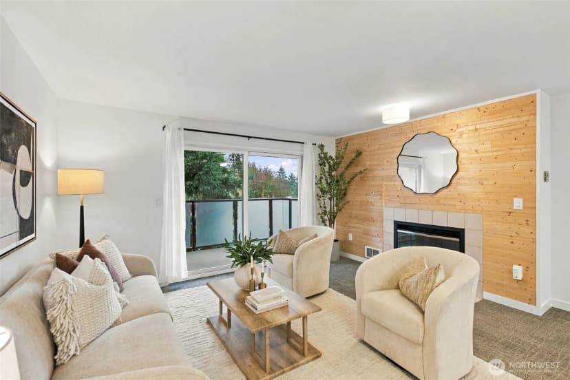 Property photo for 5225 50th Avenue Ne #204, Seattle photo 14