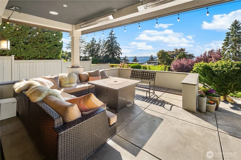 Property photo for 2820 Magnolia Boulevard W, Seattle photo 17