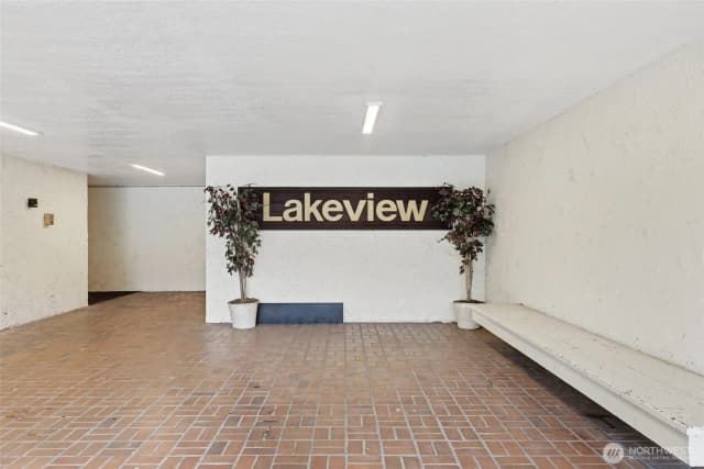 Property photo for 6702 139 Avenue Ne #750, Redmond photo 4