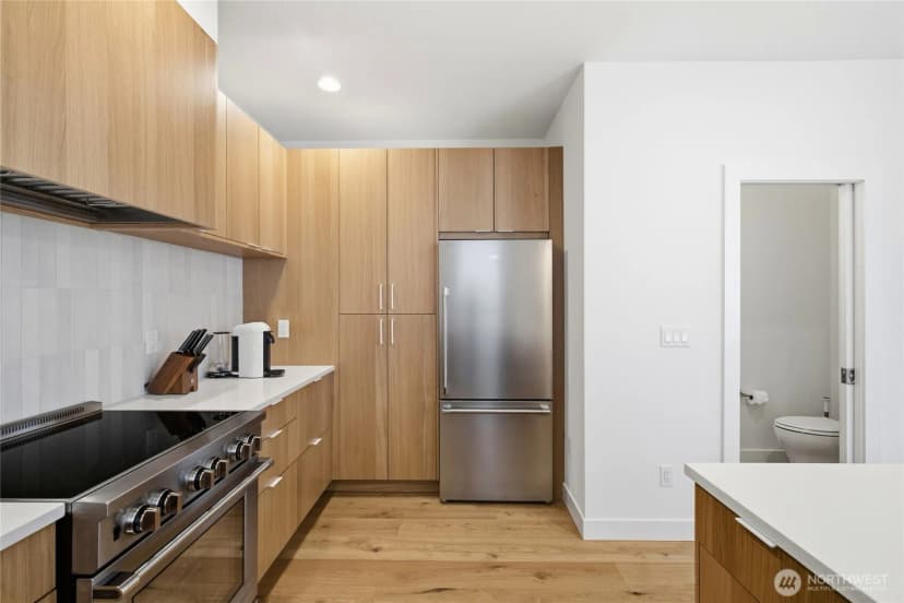 Property photo for 514 Ne 102nd Street #b, Seattle photo 13