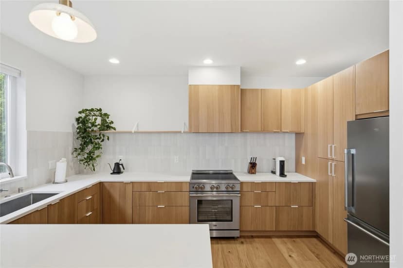 Property photo for 514 Ne 102nd Street #b, Seattle photo 11