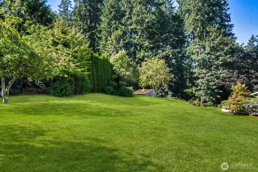 Property photo for 17465 Ne 163rd Place, Woodinville photo 28
