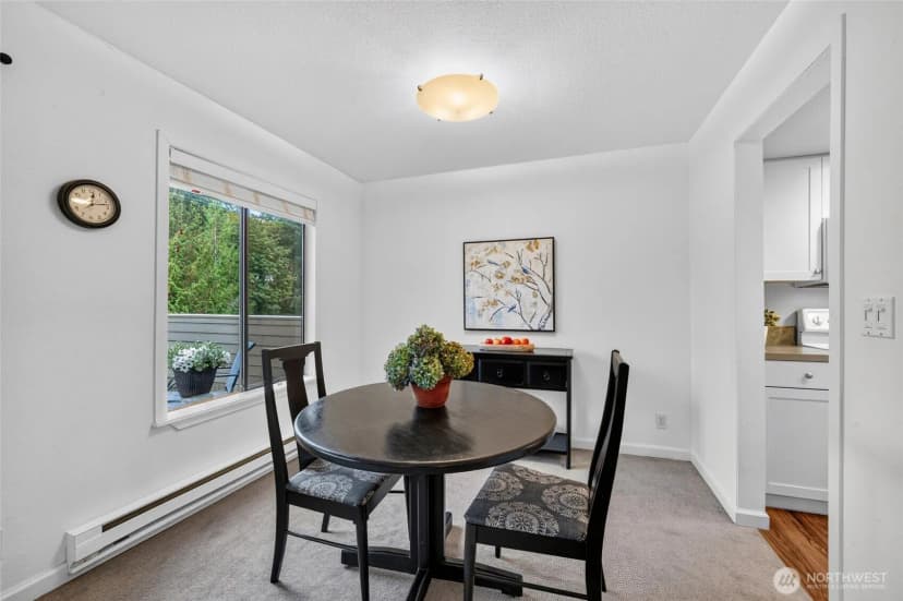 Property photo for 10410 Ne 32nd Place #d-104, Bellevue photo 7