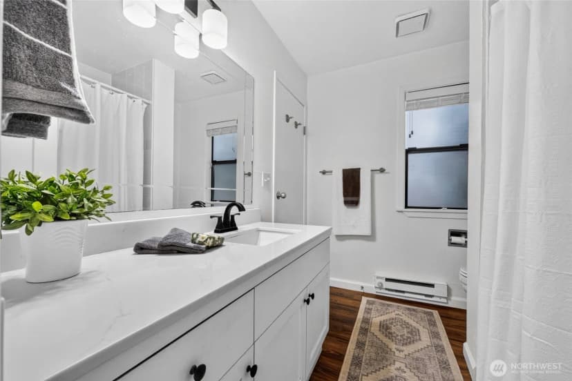 Property photo for 10410 Ne 32nd Place #d-104, Bellevue photo 12