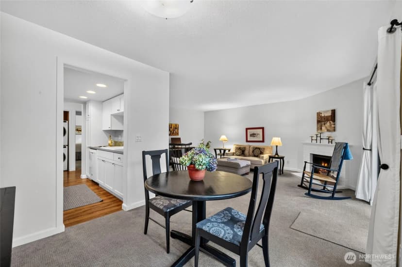 Property photo for 10410 Ne 32nd Place #d-104, Bellevue photo 8