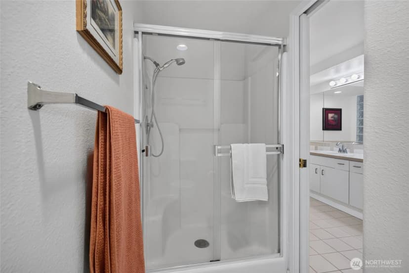Property photo for 2125 California Avenue Sw #302, Seattle photo 19