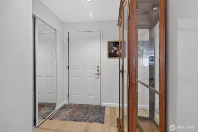 Property photo for 2125 California Avenue Sw #302, Seattle photo 3
