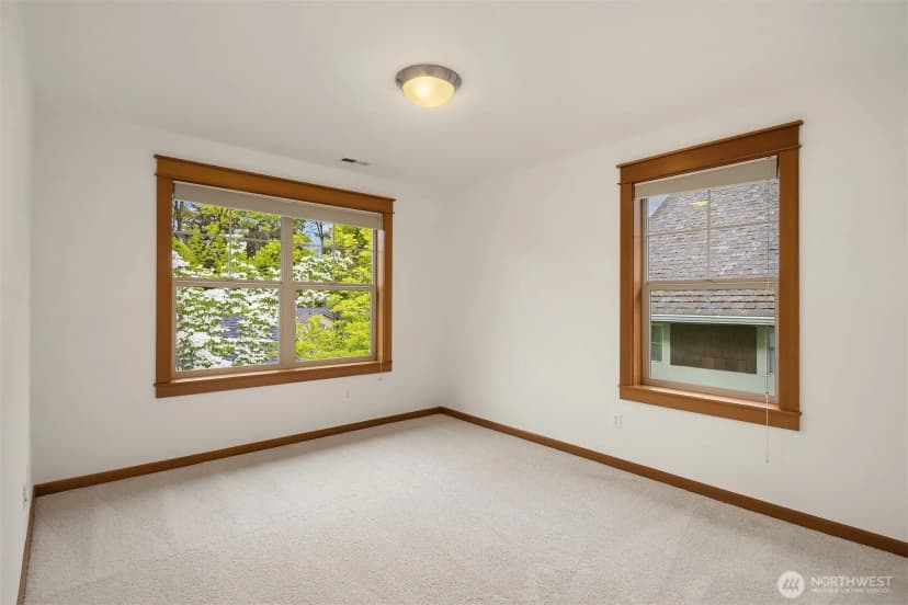 Property photo for 1905 Ne 125th Street, Seattle photo 18