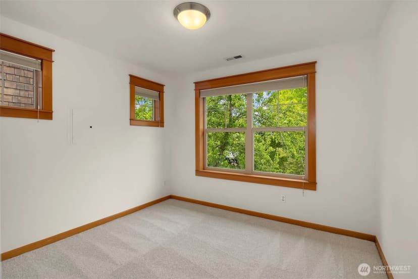 Property photo for 1905 Ne 125th Street, Seattle photo 19