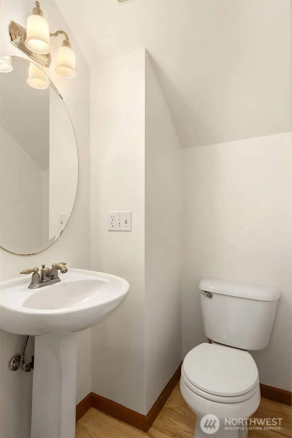 Property photo for 1905 Ne 125th Street, Seattle photo 12