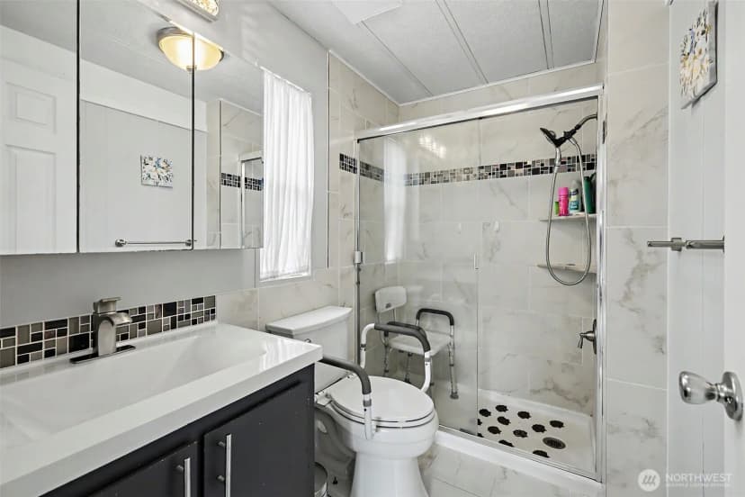 Property photo for 11436 Se 208th Street #131, Kent photo 16