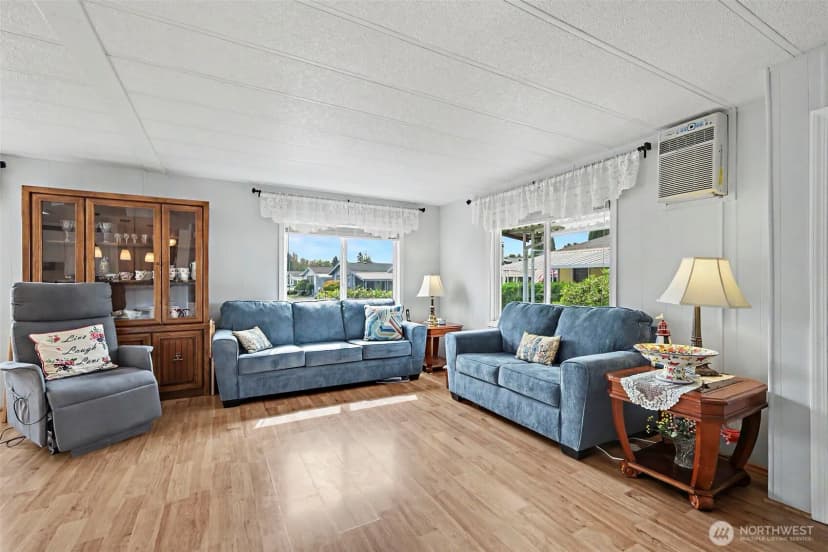 Property photo for 11436 Se 208th Street #131, Kent photo 6
