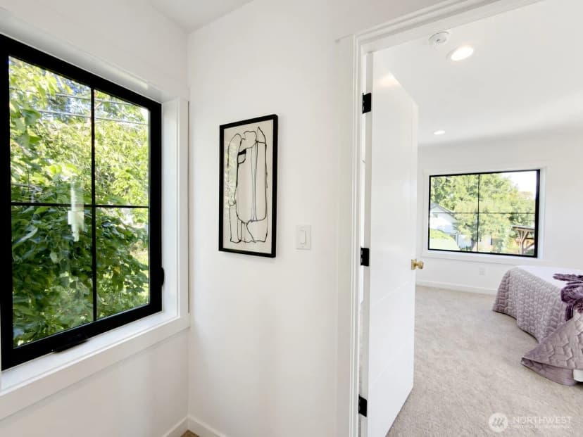Property photo for 5404 20th Avenue S, Seattle photo 25