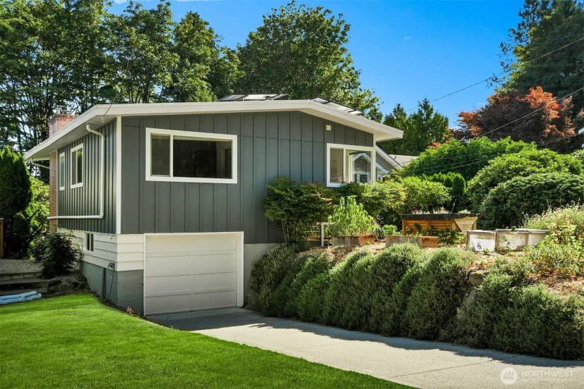Property photo for 1714 Ne Brockman Place, Seattle photo 29