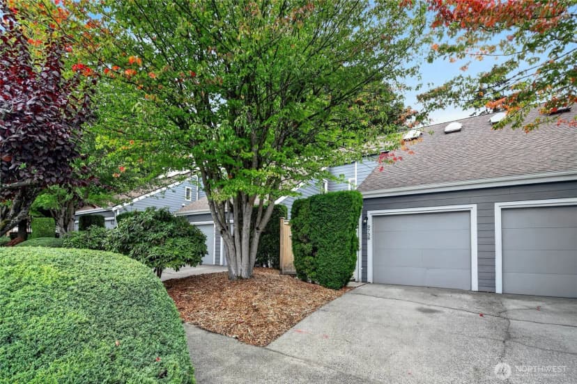 Property photo for 9738 Ashworth Avenue N, Seattle photo 27