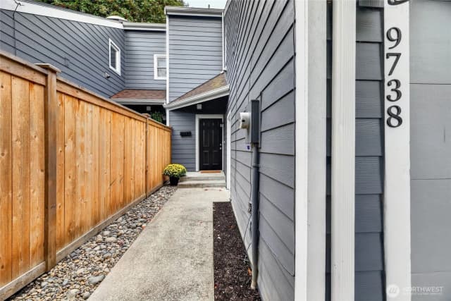 Property photo for 9738 Ashworth Avenue N, Seattle photo 3
