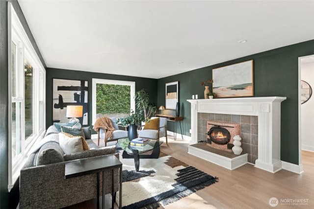 Property photo for 10735 Densmore Avenue N, Seattle photo 5