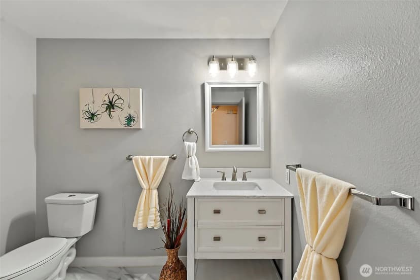 Property photo for 5514 116th Street Sw, Lakewood photo 8