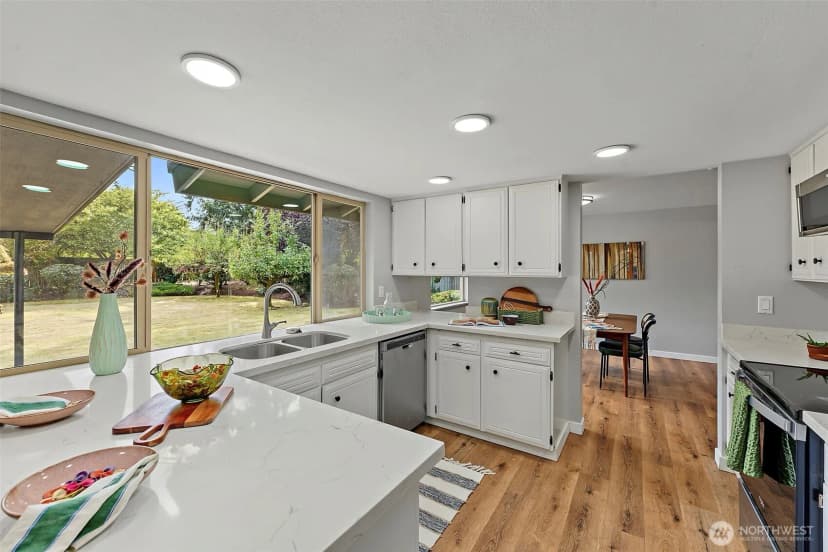 Property photo for 5514 116th Street Sw, Lakewood photo 18