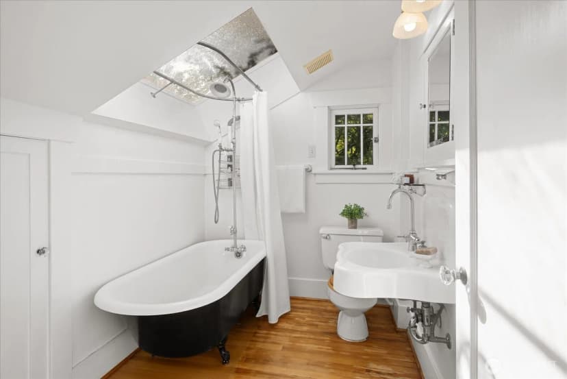Property photo for 3222 41st Avenue Sw, Seattle photo 15