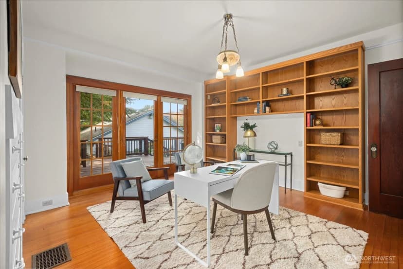 Property photo for 3222 41st Avenue Sw, Seattle photo 10