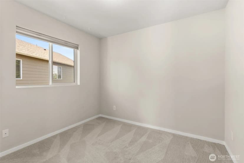 Property photo for 28001 S 14th Court, Des Moines photo 27