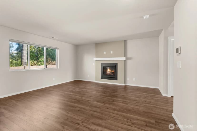 Property photo for 28001 S 14th Court, Des Moines photo 13