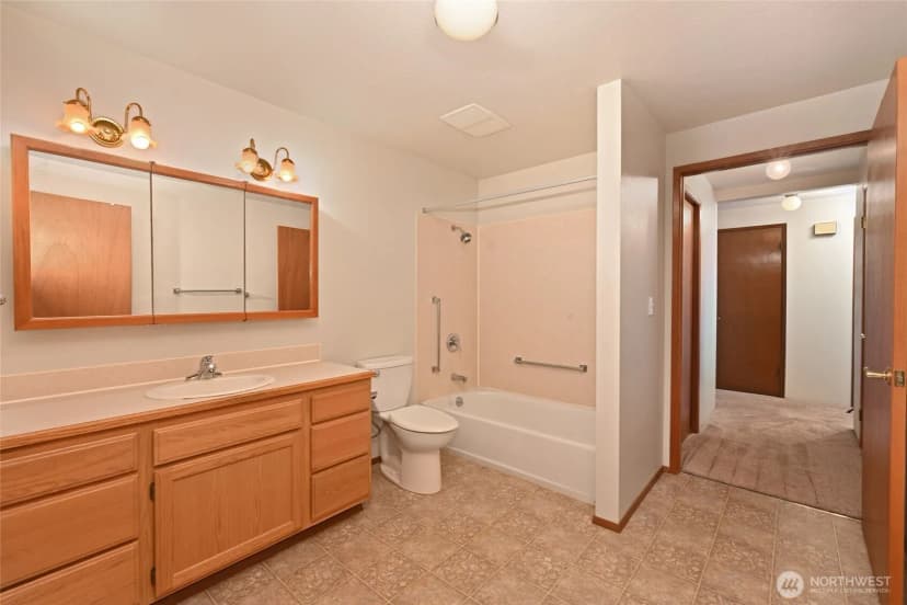 Property photo for 3215 21st Street #a, Everett photo 26