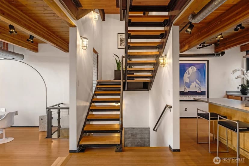 Property photo for 1707 Dexter Avenue N #b, Seattle photo 14