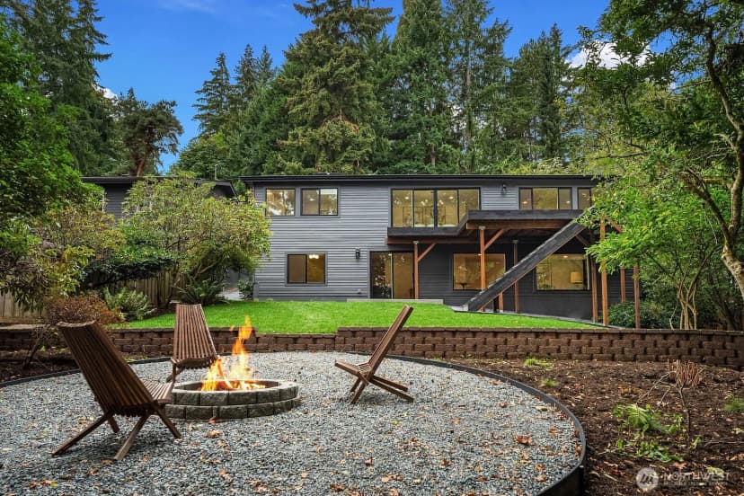 Property photo for 7070 94th Avenue Se, Mercer Island photo 36