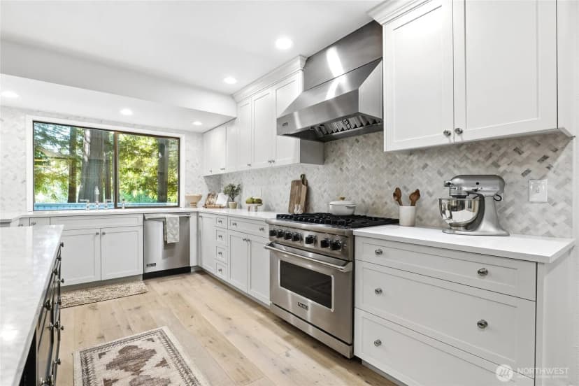 Property photo for 21845 Ne 30th Place, Sammamish photo 12