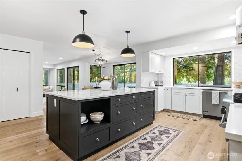 Property photo for 21845 Ne 30th Place, Sammamish photo 14