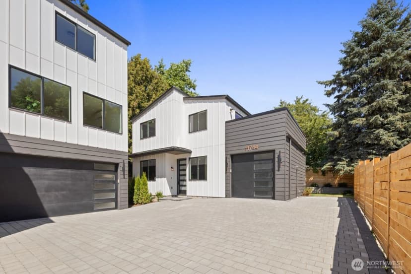 Property photo for 11744 Dayton Avenue N, Seattle photo 24
