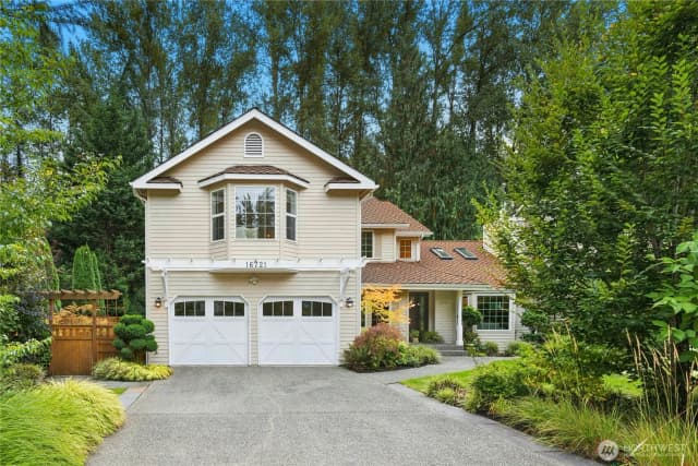 Property photo for 16721 Se 35th Street, Bellevue