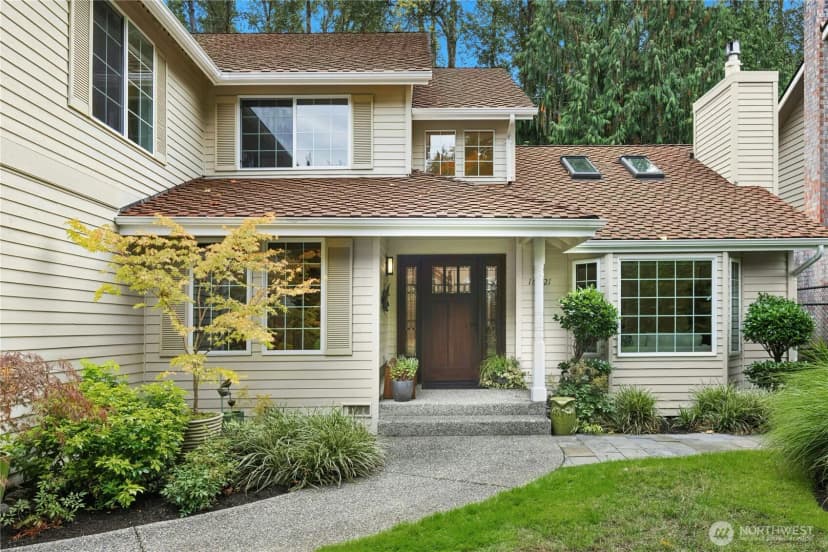 Property photo for 16721 Se 35th Street, Bellevue photo 2