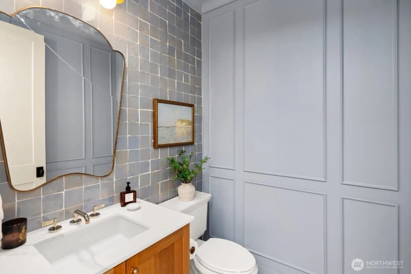 Property photo for 6858 26th Avenue Ne, Seattle photo 12