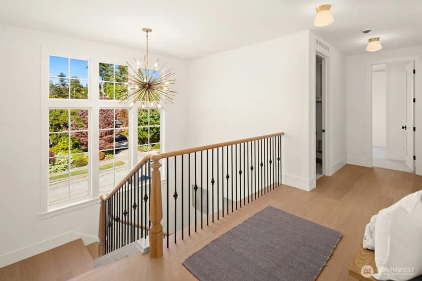 Property photo for 6858 26th Avenue Ne, Seattle photo 20
