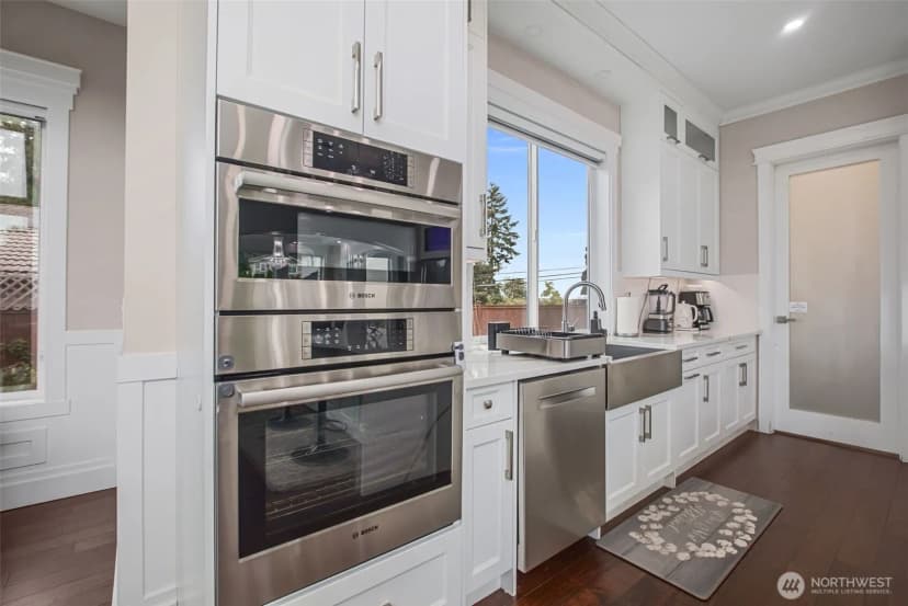 Property photo for 12219 Military Road S, Sea Tac photo 10