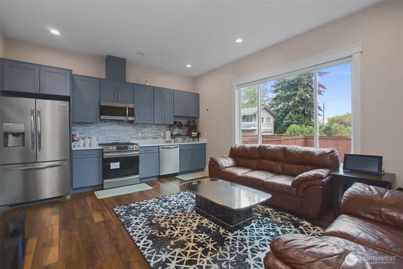 Property photo for 12219 Military Road S, Sea Tac photo 28