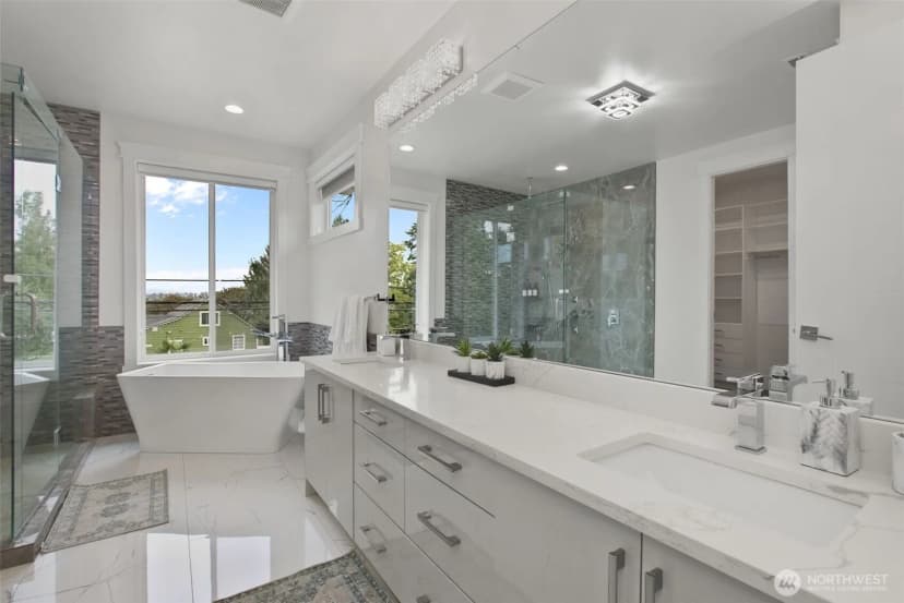 Property photo for 12219 Military Road S, Sea Tac photo 20