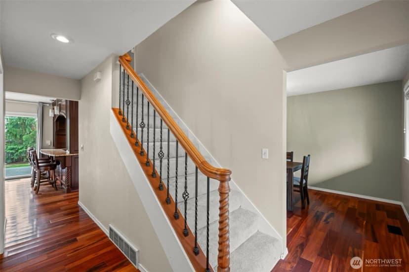 Property photo for 21143 Ne 16th Street, Sammamish photo 17
