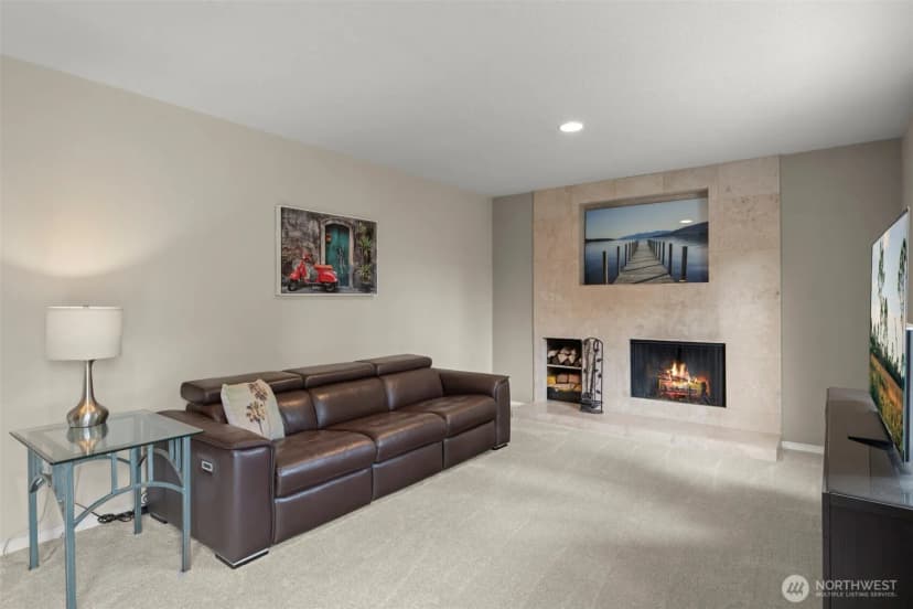 Property photo for 21143 Ne 16th Street, Sammamish photo 8