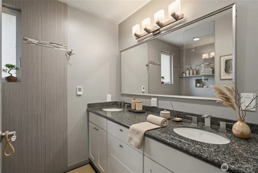 Property photo for 21143 Ne 16th Street, Sammamish photo 11