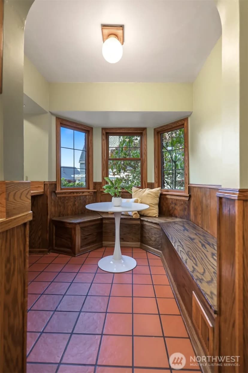 Property photo for 1443 Palm Avenue Sw, Seattle photo 16